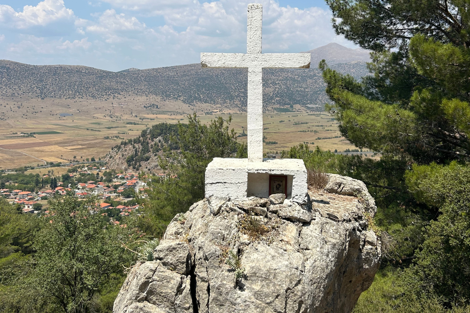 Nestani Panagia Rock
